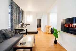 Charmant 1 BD a Mcgill Parking Gratuit - Montreal - 0