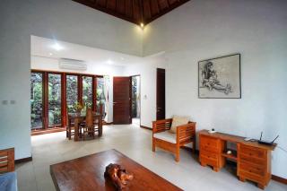 Malathi Homey House with Jungle View - Ubud - 7