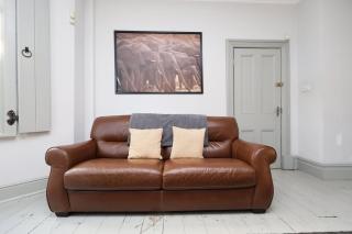 Central Cardiff Victorian Town House Free parking - 5