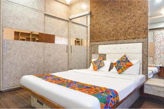 Hotel Star Light - Near Jagtap dairy - 1
