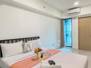 Comfortable and Enjoy Living Studio Meikarta Apartment By Travelio - 0