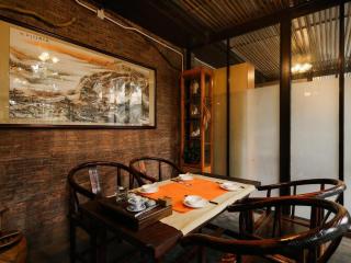 Royal Garden Hotel - 1