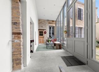 The Purple Courtyard - Beaune - 4