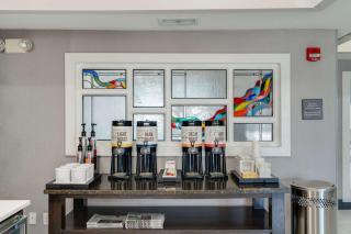 Hampton Inn Bloomington West - Bloomington - 2