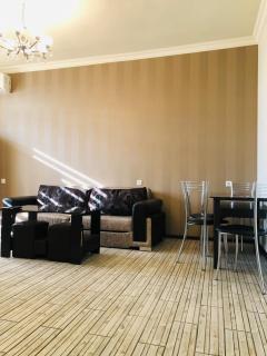 Apartment on Bagramyan Street L010 - Yerevan - 9