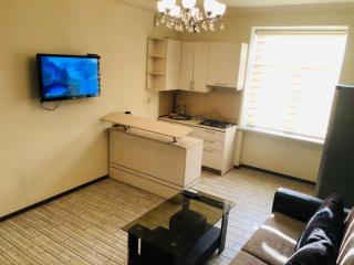 Apartment on Bagramyan Street L010 - Yerevan - 1