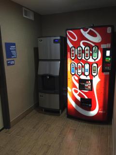 Best Western Plus Taft Inn - 8