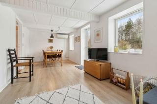 Cosy House Near Forest - Rønne - 4