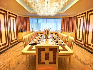 Timeless Elegance - Italian-Style Penthouse Retreat Near Corniche & WTC Mall - 8
