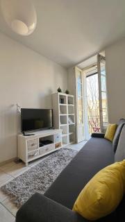 Place Grimaldi, close to beach and restaurants, with balcony - 9