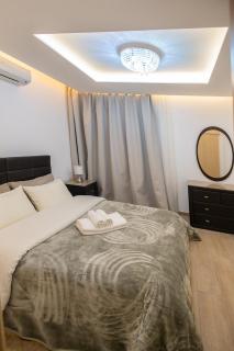 Lap of luxury - 5