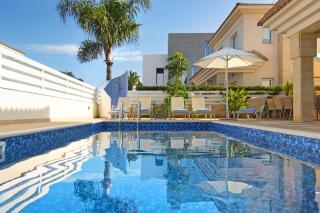Villa Alyson - Paralimni - 9