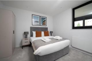 Large 2 Bedroom Apartment London Canary Wharf with great Transport Links - Londra - 5