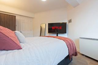 Elegant Flat in Prime Location -Sleeps 4 - Parking - Leeds - 7
