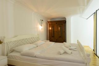 Historic Apartment in Tbilisi Center - Tbilisi - 4