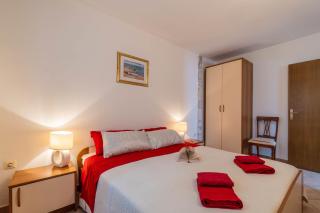 Apartments Percan with Pool - Krnica - 9