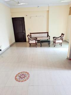 Warm & Cozy Fully Furnished Flat on - 3