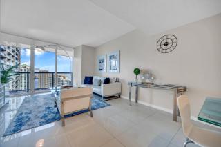 High Floor Icon Brickell Bay & Pool View 5 star SPA - Miami - 5