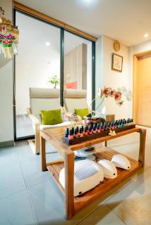 The Kirana Canggu Hotel - Canggu - 1