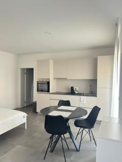 Apartments Lily - Lubiana - 8