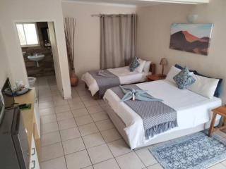 The Mole Guesthouse - 4