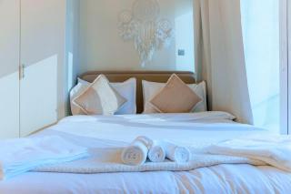 Luxury Studio - Lake View Tower - 5