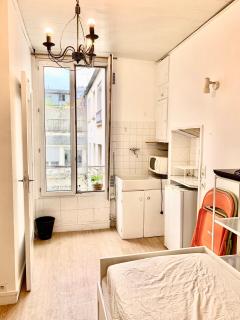 Studio Denfert Rochereau 14e - 4