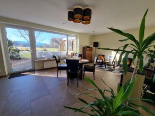 Ferienwohnung mit Garten und Bergblick - Traunstein - 0
