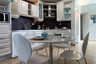 Le petit chalet bleu - 8