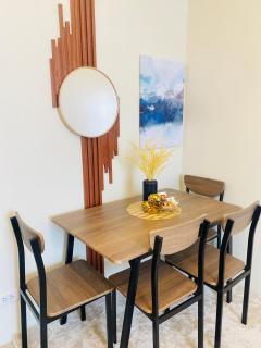 The South Studio by Horizons 101 - 1