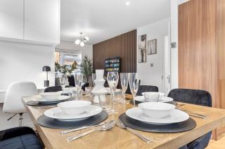 Contractors, Best Monthly Deals, Spacious 4BR - 5