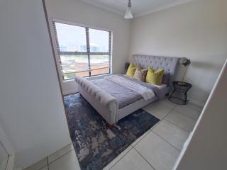 2 bedroom at The Blyde - 3