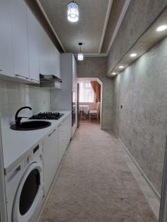 New,spacious & cosy flat right in the city center - Yakkasaray - 0