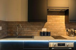 The Willow - Studio 24 - Bristol - 8