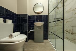 The Willow - Studio 33 - Bristol - 3