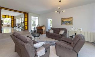 Nature View Spacious Five Bedroom Villa, Pool - Zadvarje - 3