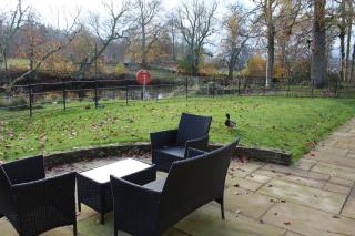 Lovely Riverside Holiday Home - 6