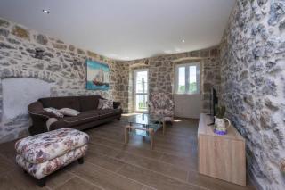 Calming Area Villa with Infinity Pool - Babino Polje - 3