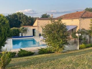 Chez Gargatte ,10pers,swimming pool - - 0