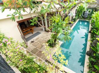 Villa Tepi Sungai a luxurious, under new management, 6 bedroom 620 sqm retreat featuring a stunning 15 meter pool and dedicated childrens room with 4 bunk beds newly renovated in Seminyak - Legian - 5