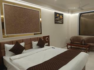 Hotel Sundaram Continental - Prayagraj - 1