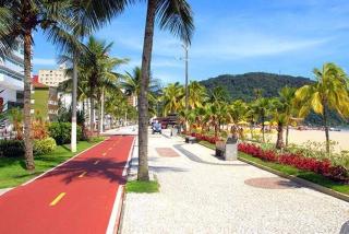 Apartamento grande ao lado da praia - Praia Grande - 1