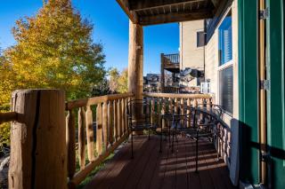 Altitude Adjustment with Resort Amenities MH1312 - 5