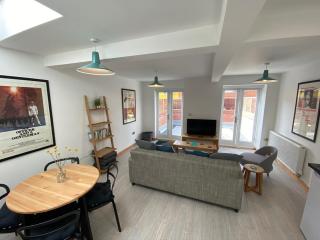St Benedicts Street Flat with Roof Terrace - 3