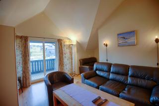 Central Stay with Balcony, Ideal for Small Family - Beitostøl - 8