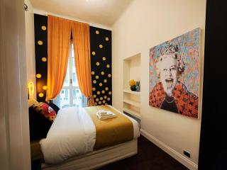 9 Guests apartments, 4 bedrooms, 4 baths in Milano downtown with AC, WiFi and Subway M1 M2 Airport Connected - Milan - 3
