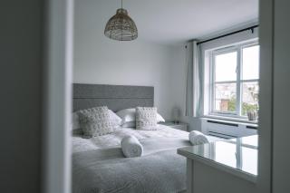 HighTide - 2 bed with parking, balcony & sea view. - Swanage - 6