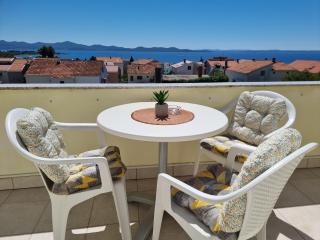 Ferienwohnung Mit Balkon, Meerblick, Pool Und Bbq - Zadar - 9
