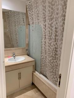 Oasis de Marbella - Apartamento de 3 Habitaciones - 2