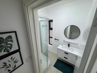 Cozy Beachfront Apartment - Cap Malheureux - 7
